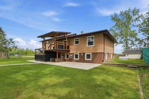 34 Oak Avenue, Okotoks, AB 