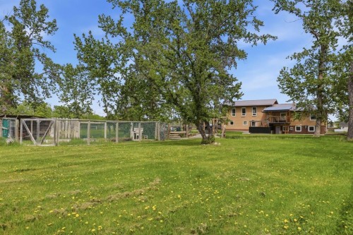 34 Oak Avenue, Okotoks, AB 