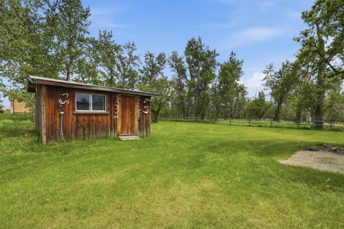 34 Oak Avenue, Okotoks, AB 