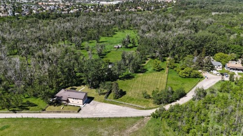 34 Oak Avenue, Okotoks, AB 