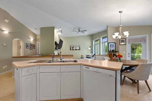 13 Somerset Gate Sw, Calgary, AB 