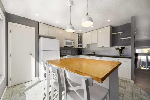 723 Queenston Terrace Se, Calgary, AB 