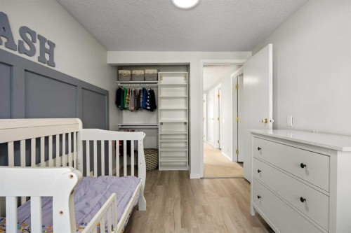 723 Queenston Terrace Se, Calgary, AB 