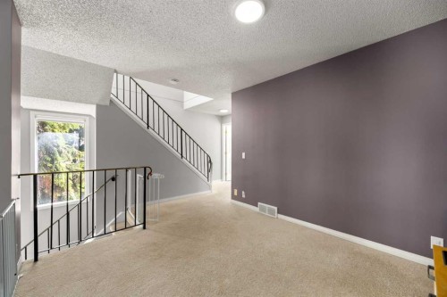 723 Queenston Terrace Se, Calgary, AB 