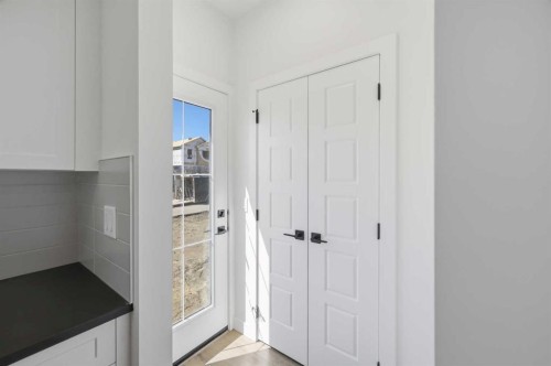 8557 Huxbury Drive, Calgary, AB 