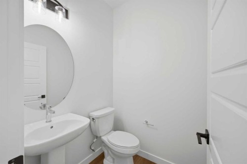 8557 Huxbury Drive, Calgary, AB 