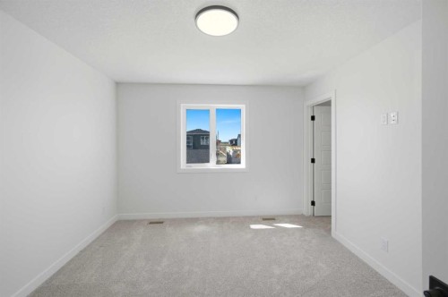 8557 Huxbury Drive, Calgary, AB 