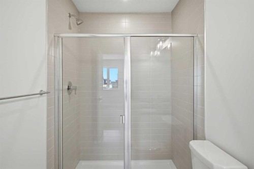 8557 Huxbury Drive, Calgary, AB 