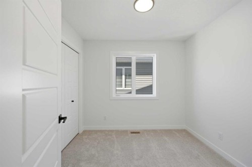 8557 Huxbury Drive, Calgary, AB 