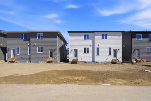 8557 Huxbury Drive, Calgary, AB 