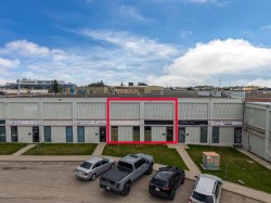 13-2219 35 Avenue NE Calgary, AB T2E 6W3