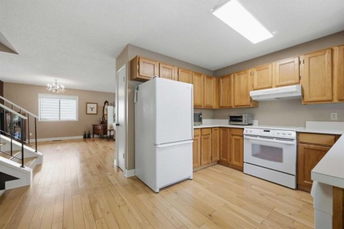 232 Hawkcliff Way Nw, Calgary, AB 