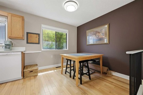 232 Hawkcliff Way Nw, Calgary, AB 