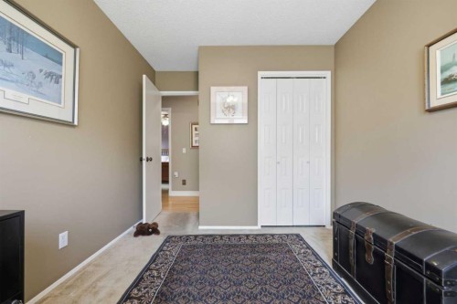232 Hawkcliff Way Nw, Calgary, AB 