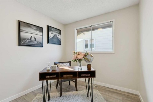 1121 Berkley Drive Nw, Calgary, AB - Indoor Photo Showing Office