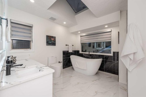 8266 Edgebrook Drive, Calgary, AB 