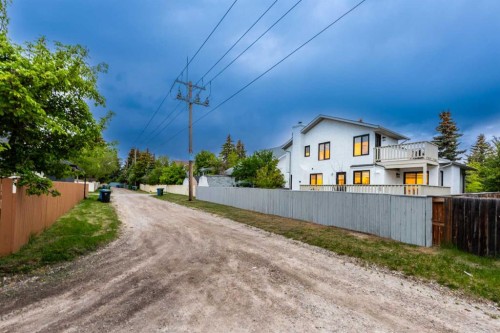 8266 Edgebrook Drive, Calgary, AB 