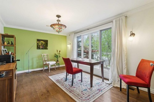 3013 Montcalm Crescent Sw, Calgary, AB - Indoor