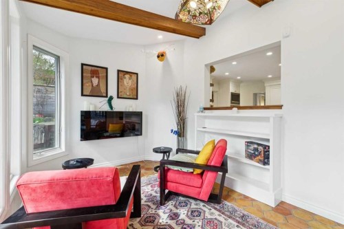 3013 Montcalm Crescent Sw, Calgary, AB - Indoor