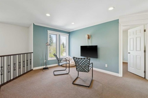 3013 Montcalm Crescent Sw, Calgary, AB - Indoor