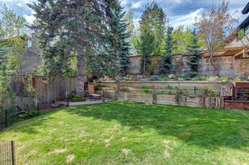 3013 Montcalm Crescent Sw, Calgary, AB - Outdoor