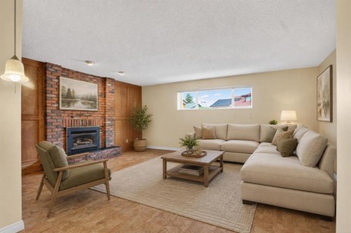 19 Deercrest Way Se, Calgary, AB 