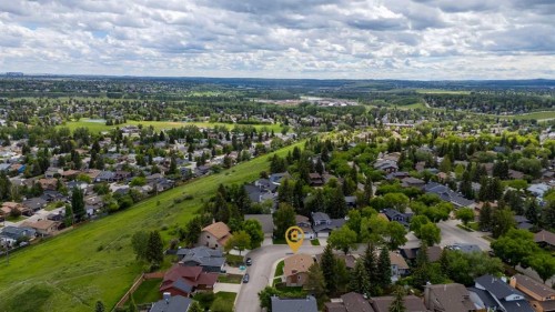 19 Deercrest Way Se, Calgary, AB 