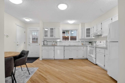 19 Deercrest Way Se, Calgary, AB 
