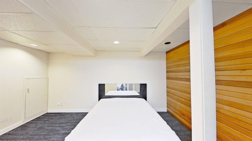 101-1305 Glenmore Trail, Calgary, AB - Indoor