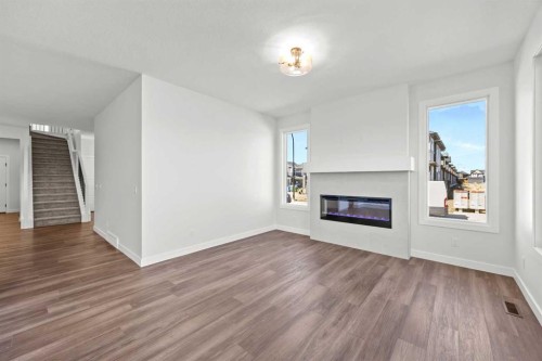 215 Sora Terrace Se, Calgary, AB 