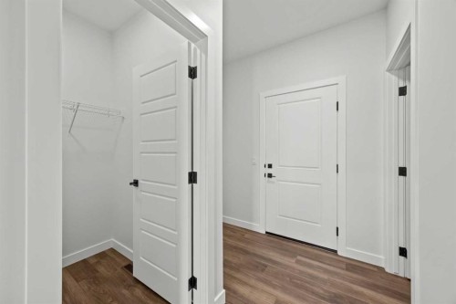 215 Sora Terrace Se, Calgary, AB 