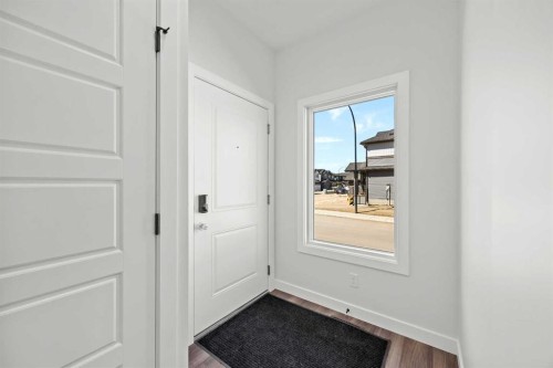 215 Sora Terrace Se, Calgary, AB 
