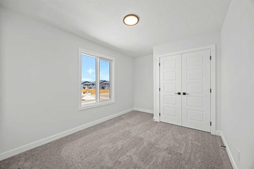 215 Sora Terrace Se, Calgary, AB 