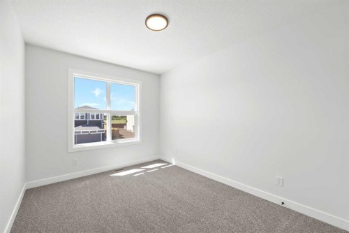 215 Sora Terrace Se, Calgary, AB 