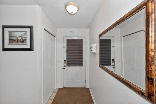 10 Falconer Terrace Ne, Calgary, AB 