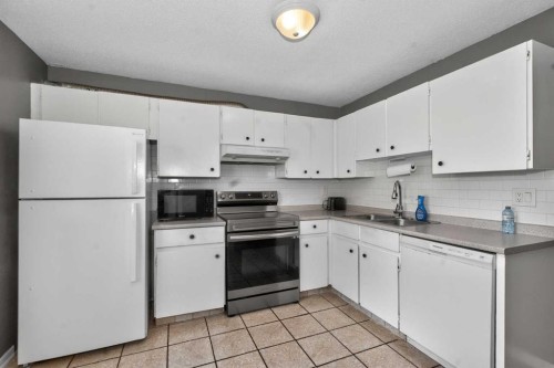10 Falconer Terrace Ne, Calgary, AB 