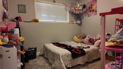 60-762 Heritage Boulevard West, Lethbridge, AB - Indoor Photo Showing Bedroom
