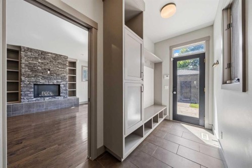 2013 1 Avenue Nw, Calgary, AB 