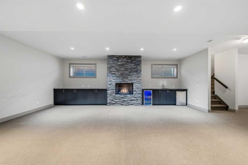2013 1 Avenue Nw, Calgary, AB 