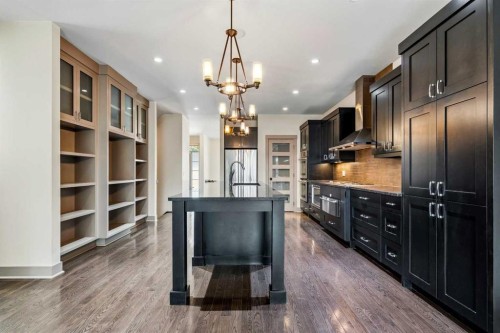 2013 1 Avenue Nw, Calgary, AB 