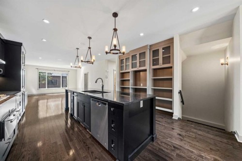 2013 1 Avenue Nw, Calgary, AB 