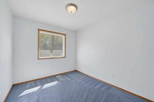 4 Westridge Drive, Didsbury, AB 