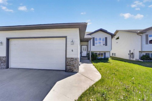 4 Westridge Drive, Didsbury, AB 