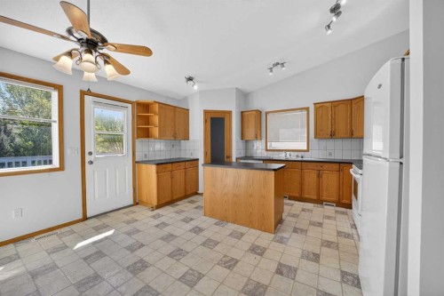 4 Westridge Drive, Didsbury, AB 