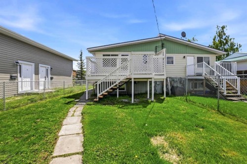 2108 23 Avenue Close, Bowden, AB 