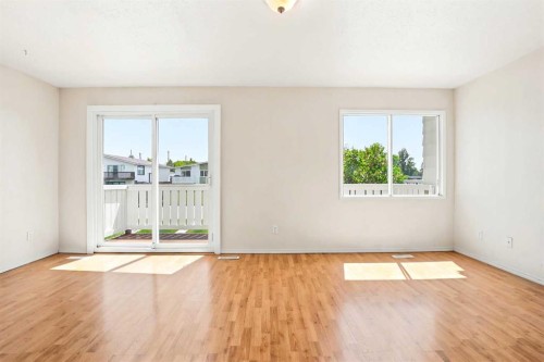 2108 23 Avenue Close, Bowden, AB 