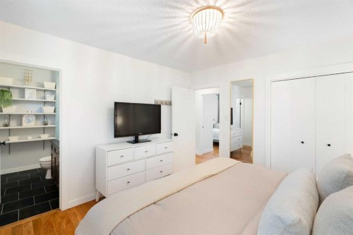 5032 Vanstone Crescent Nw, Calgary, AB 