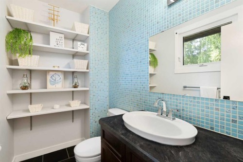 5032 Vanstone Crescent Nw, Calgary, AB 