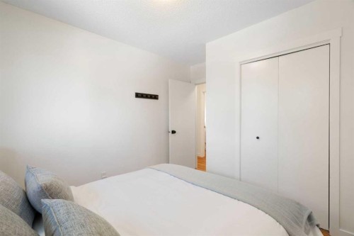 5032 Vanstone Crescent Nw, Calgary, AB 