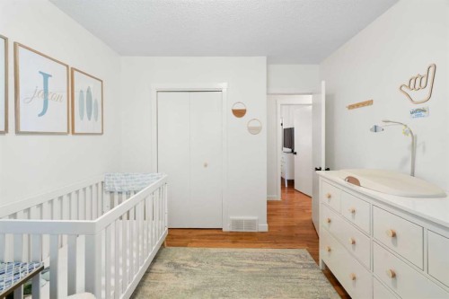 5032 Vanstone Crescent Nw, Calgary, AB 